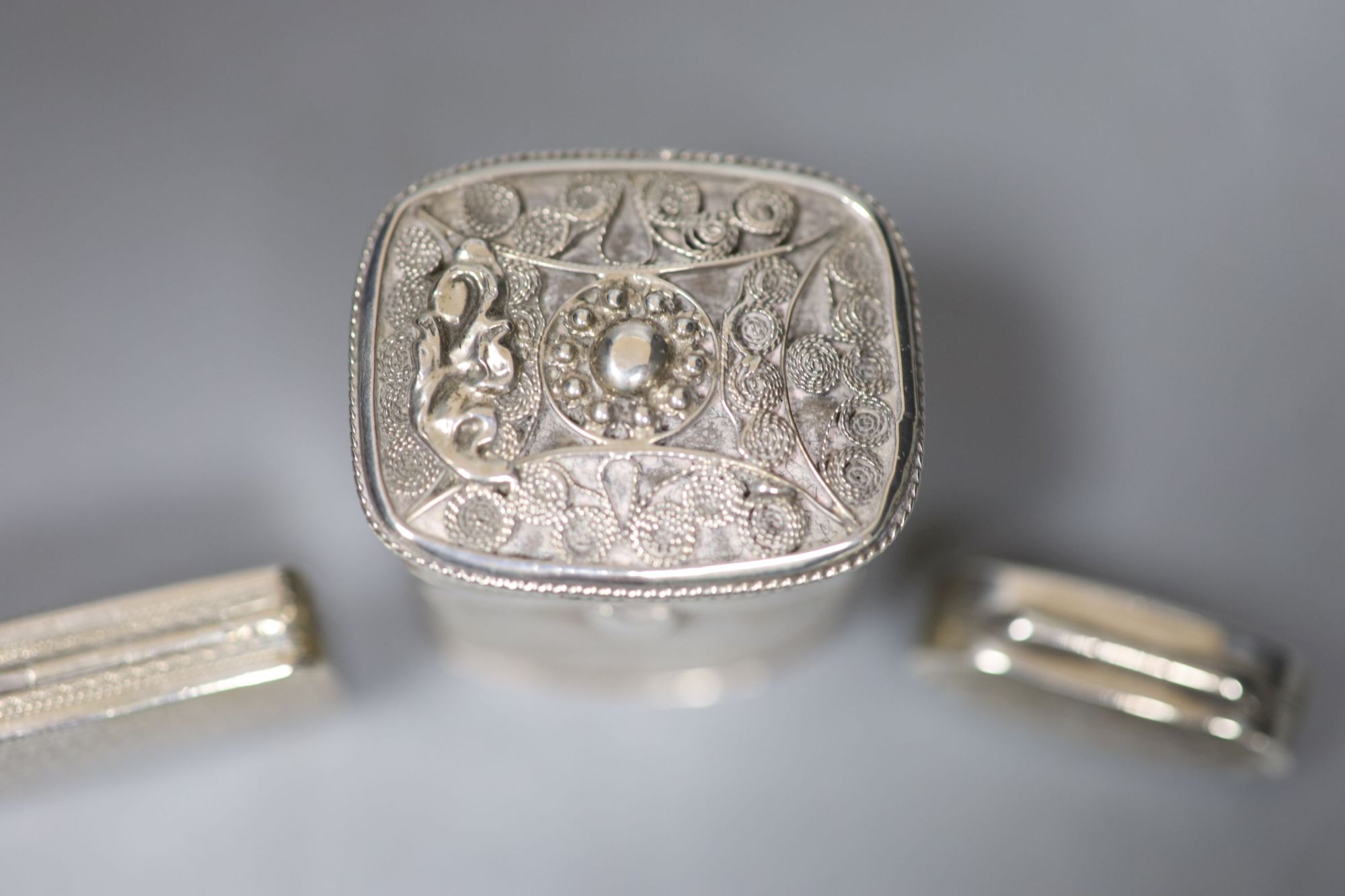 A George III engraved silver rectangular vinaigrette, John Shaw, Birmingham, 1813 & two other items.